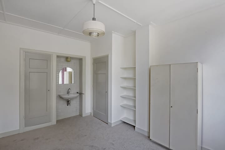 Photo 17 of Velperbuitensingel 14