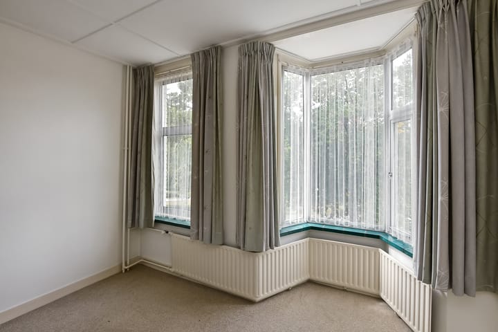 Photo 19 of Velperbuitensingel 14