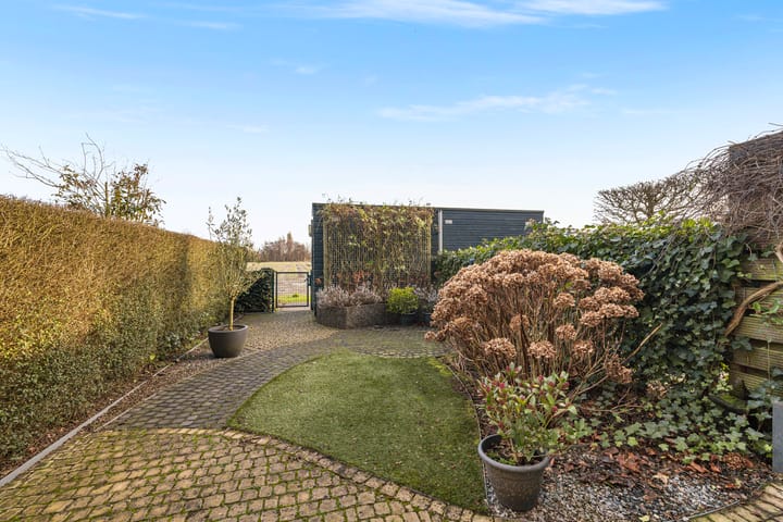 Photo 32 of Vleerdamsedijk 11-C