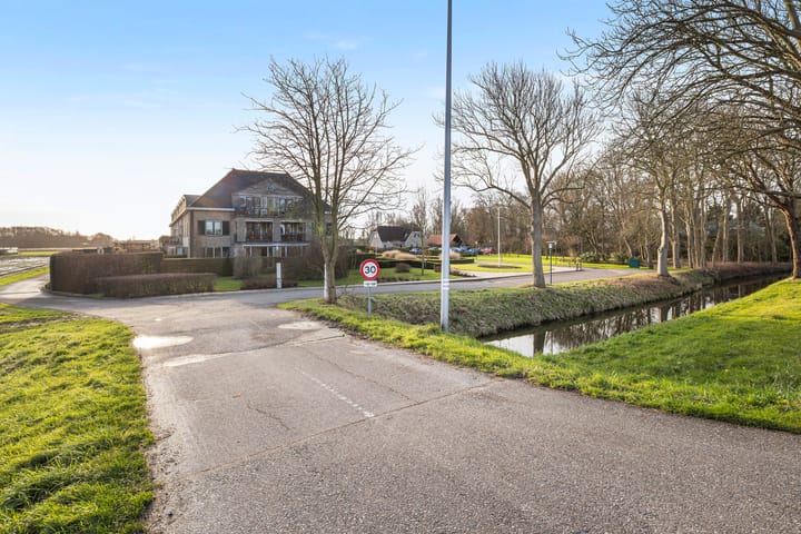 Photo 41 of Vleerdamsedijk 11-C