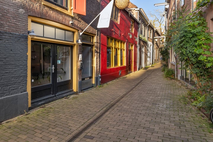 Bekijk foto 1 van Hagelstraat 6