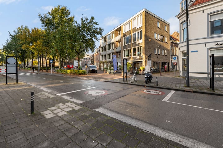 Bekijk foto 4 van Hagelstraat 6