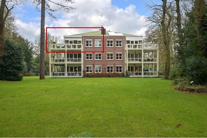 Laan van Pluymestein 28