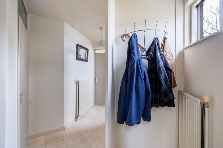 Foto 8 van Middenmolenlaan 94