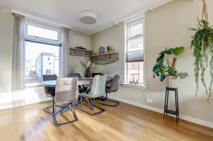 Photo 11 of Alexanderstraat 39