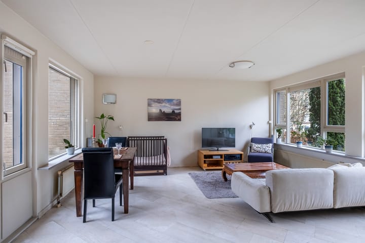 Foto 13 van Middenmolenlaan 94