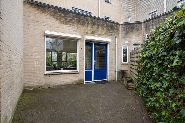 Foto 20 van Middenmolenlaan 94