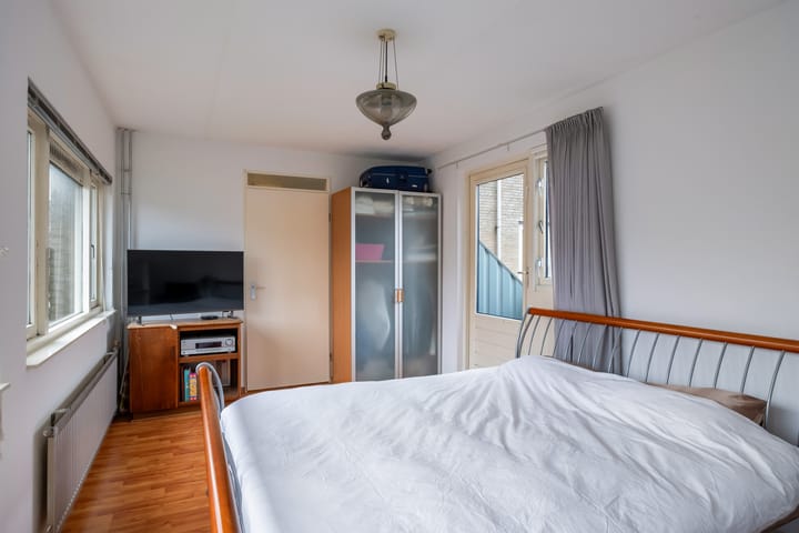 Foto 24 van Middenmolenlaan 94