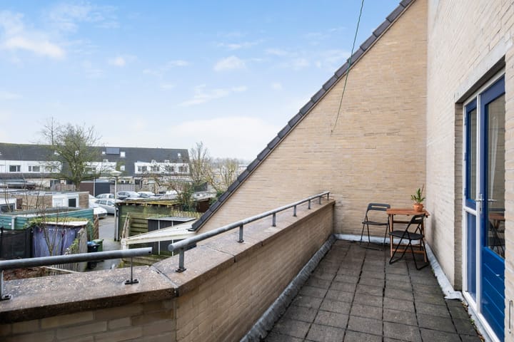 Foto 26 van Middenmolenlaan 94