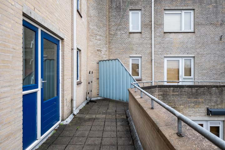 Foto 27 van Middenmolenlaan 94