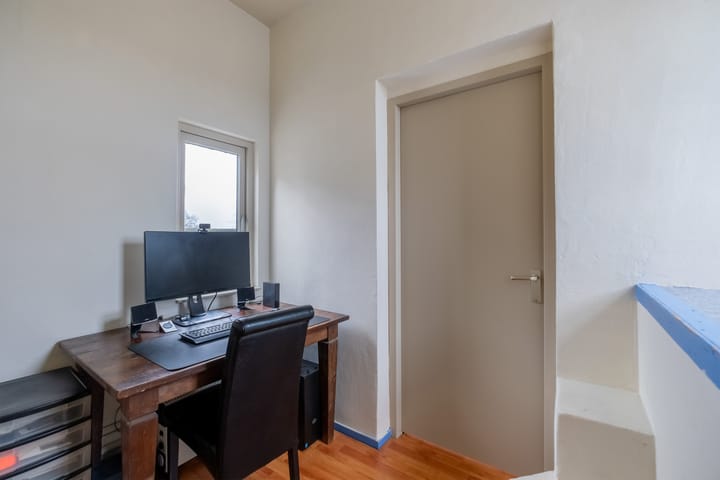 Foto 34 van Middenmolenlaan 94