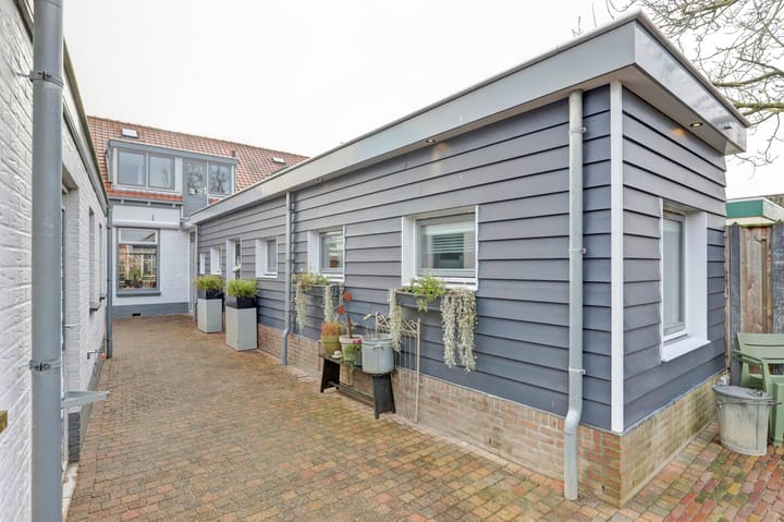 Photo 41 of Alexanderstraat 39