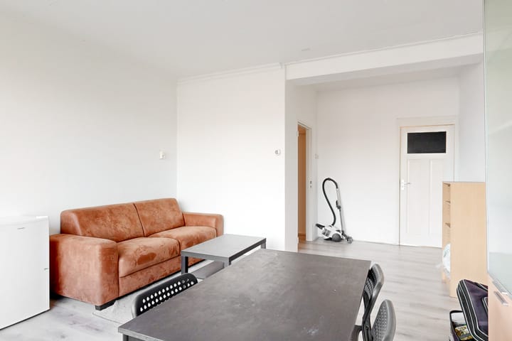 Foto 12 van Dirkslandstraat 73-C