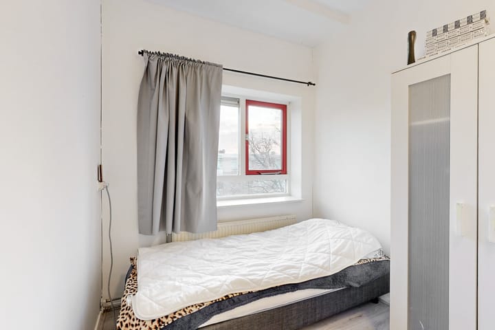 Foto 15 van Dirkslandstraat 73-C