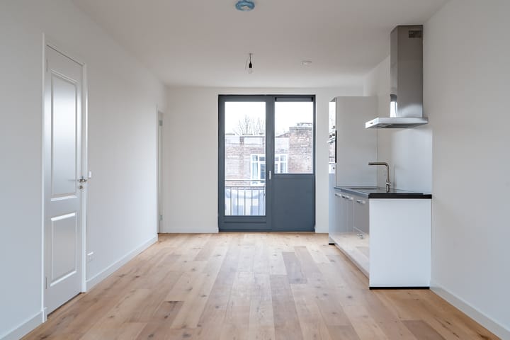 Foto 6 van Laan van Nieuw-Guinea 43-H