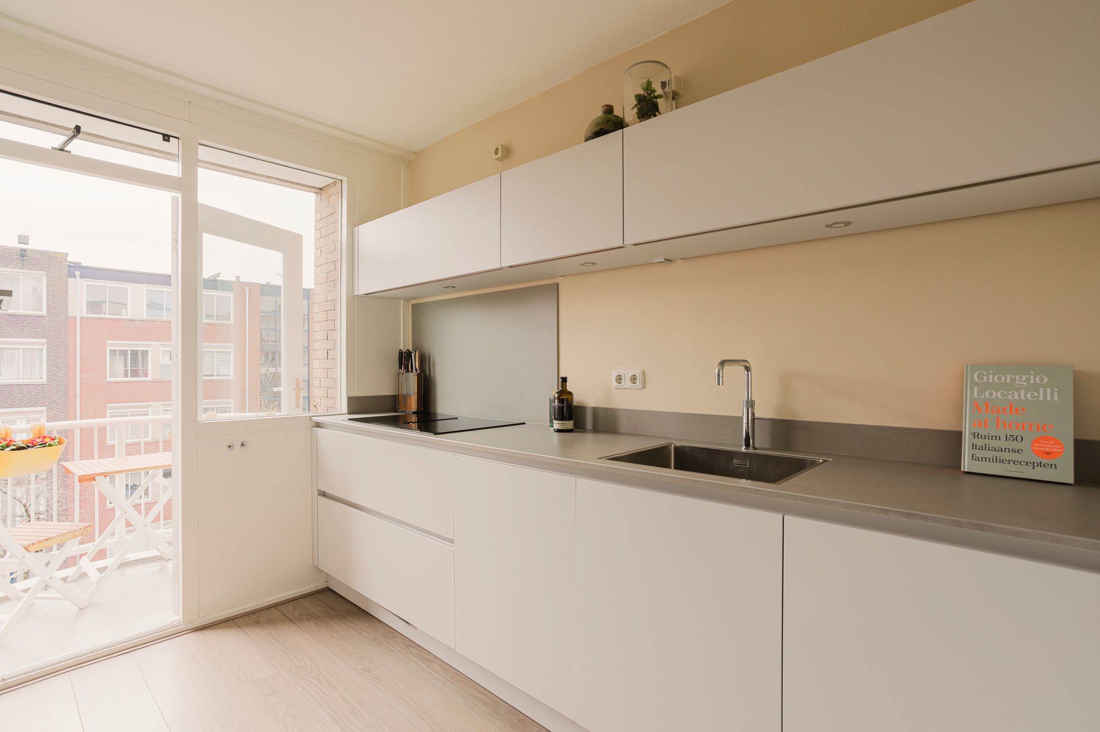 Foto 3 van Wagenaarstraat 143