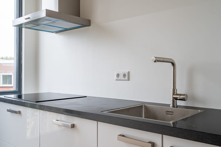 Foto 9 van Laan van Nieuw-Guinea 43-F