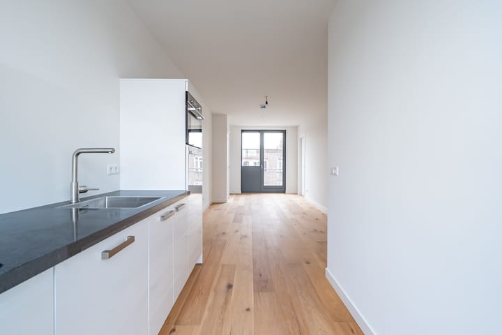 Foto 10 van Laan van Nieuw-Guinea 43-F