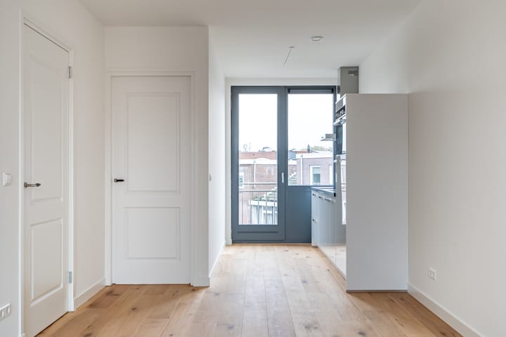 Foto 11 van Laan van Nieuw-Guinea 43-F