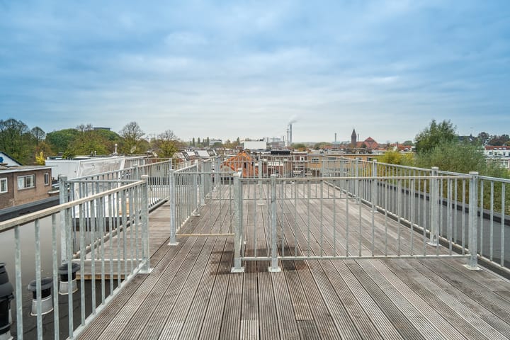 Foto 22 van Laan van Nieuw-Guinea 43-F