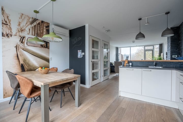 Photo 5 of Hoofdwal 117