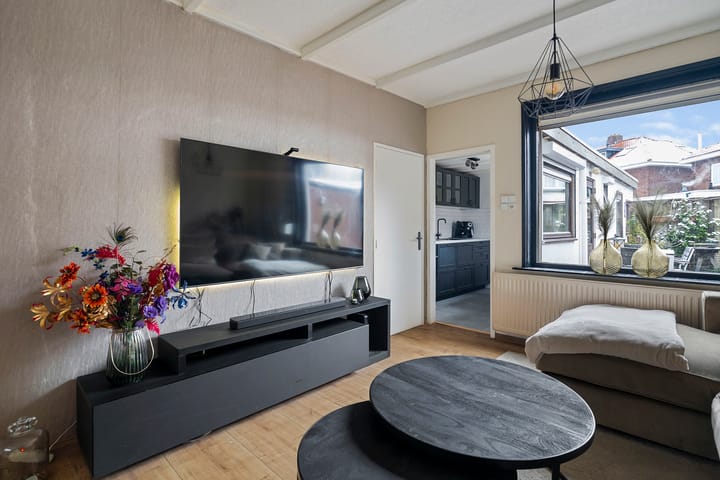 Foto 9 van Ribesstraat 21