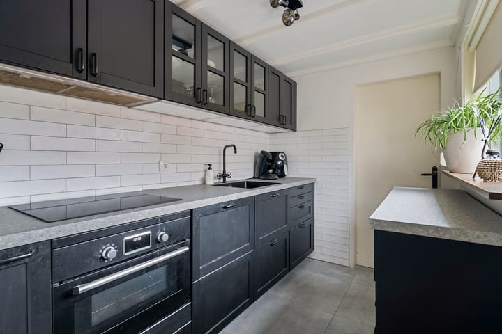 Foto 10 van Ribesstraat 21