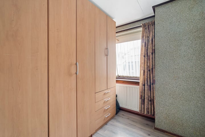 Foto 15 van Ribesstraat 21