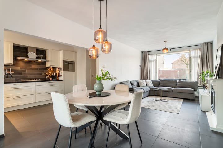 Foto 3 van Smirnoffstraat 14