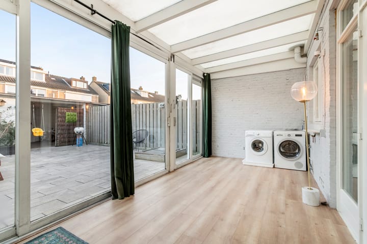 Foto 17 van Smirnoffstraat 14