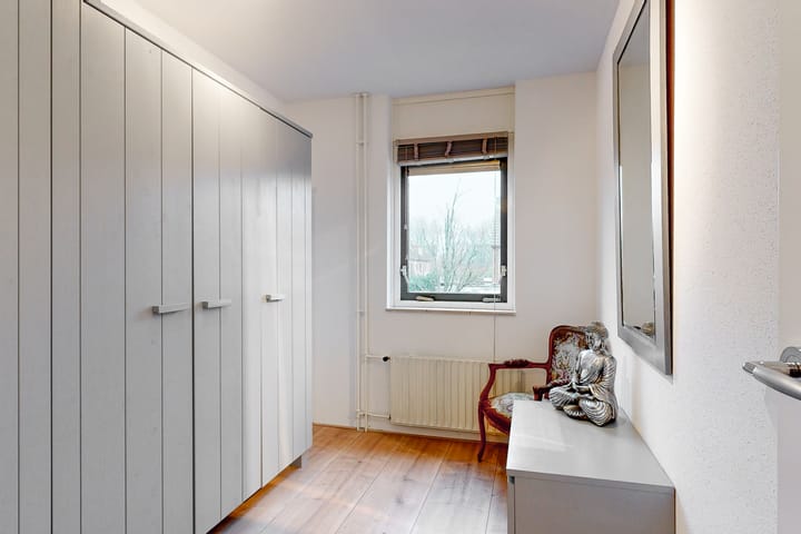 Foto 15 van Plevier 62