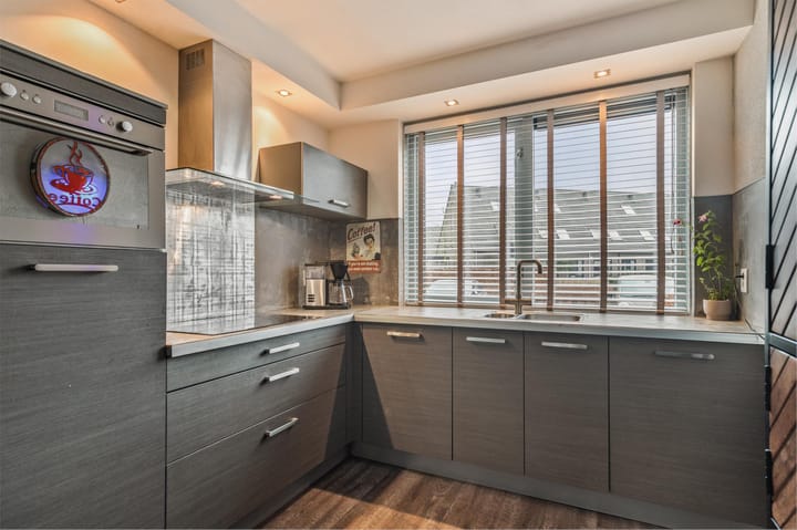 Foto 9 van Brahmalaan 10