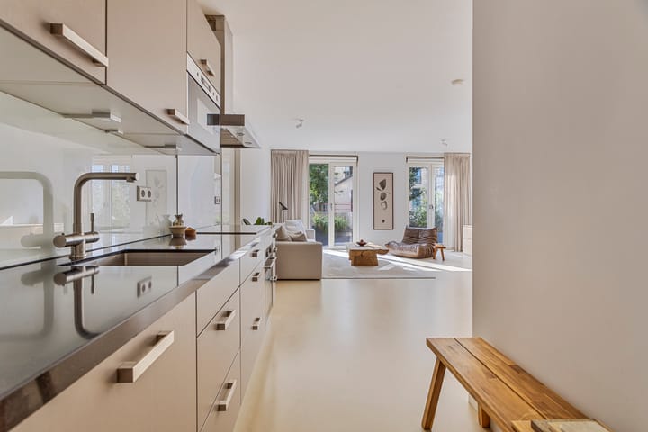 Foto 5 van Faas Wilkesstraat 141-B