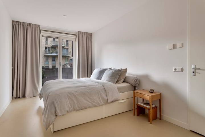 Photo 12 of Faas Wilkesstraat 141-B