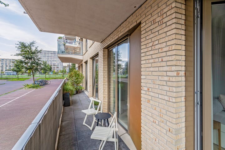 Foto 25 van Faas Wilkesstraat 141-B