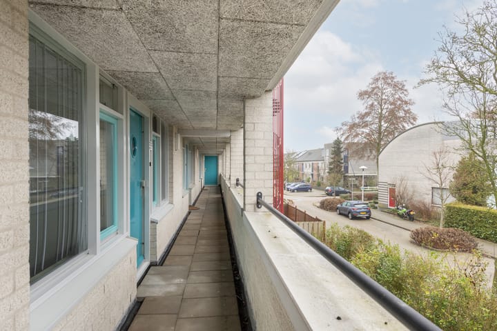 Foto 6 van Aartsbisschop Romerostraat 355