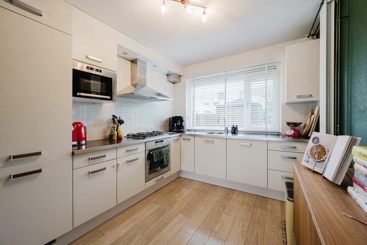 Foto 3 van Marga Klompéstraat 12