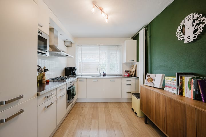 Foto 13 van Marga Klompéstraat 12