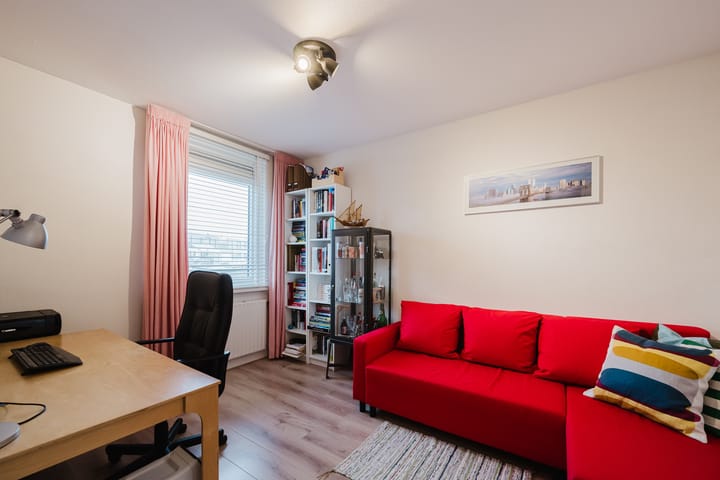 Foto 23 van Marga Klompéstraat 12