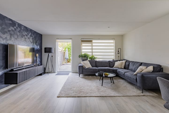 Foto 2 van Aagje Dekenstraat 18