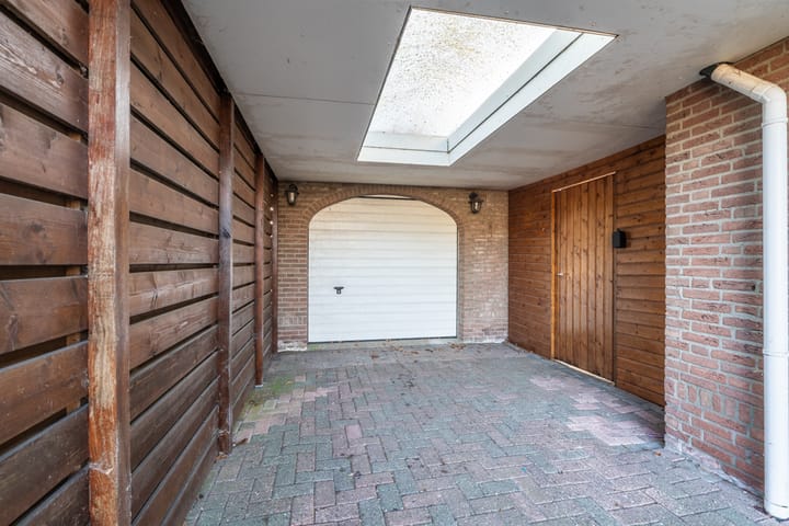 Foto 8 van Sneeuwbesstraat 5