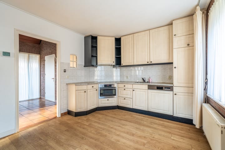 Foto 14 van Sneeuwbesstraat 5