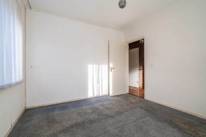 Foto 21 van Sneeuwbesstraat 5