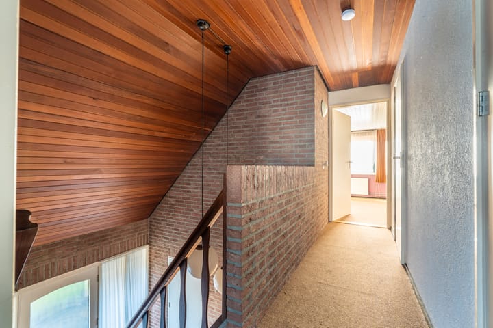 Foto 25 van Sneeuwbesstraat 5