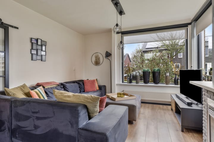 Foto 11 van Julianastraat 26