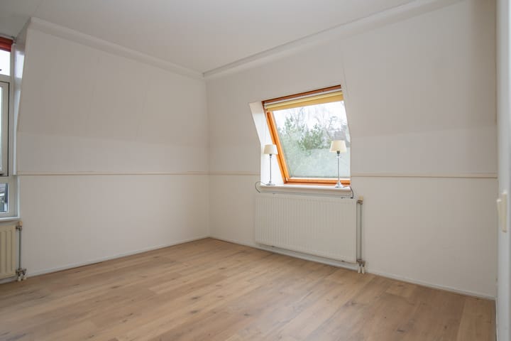 Foto 19 van Distelvinklaan 26