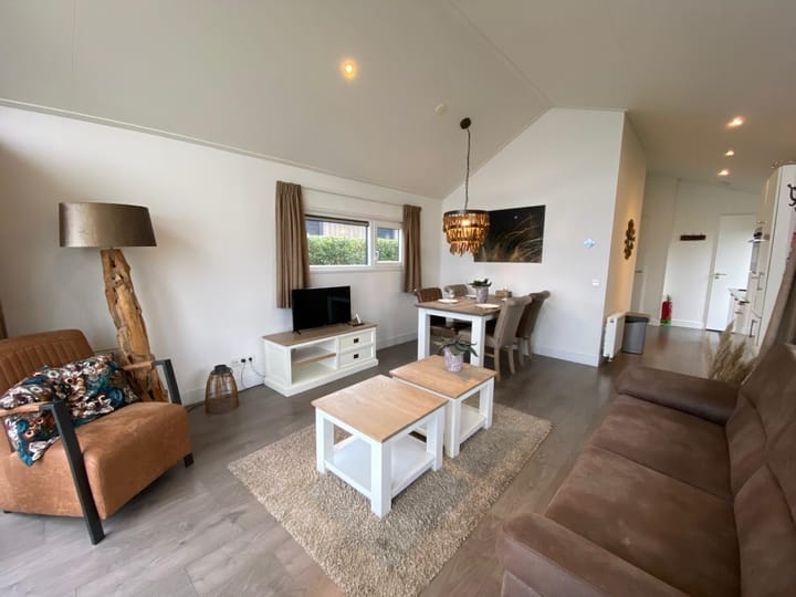 Foto 10 van Zuiderdijk 1-B32