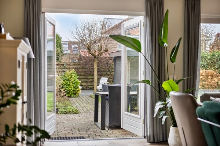 Foto 8 van Drachme 12