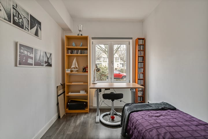 Foto 21 van Admiraal de Ruyterlaan 25