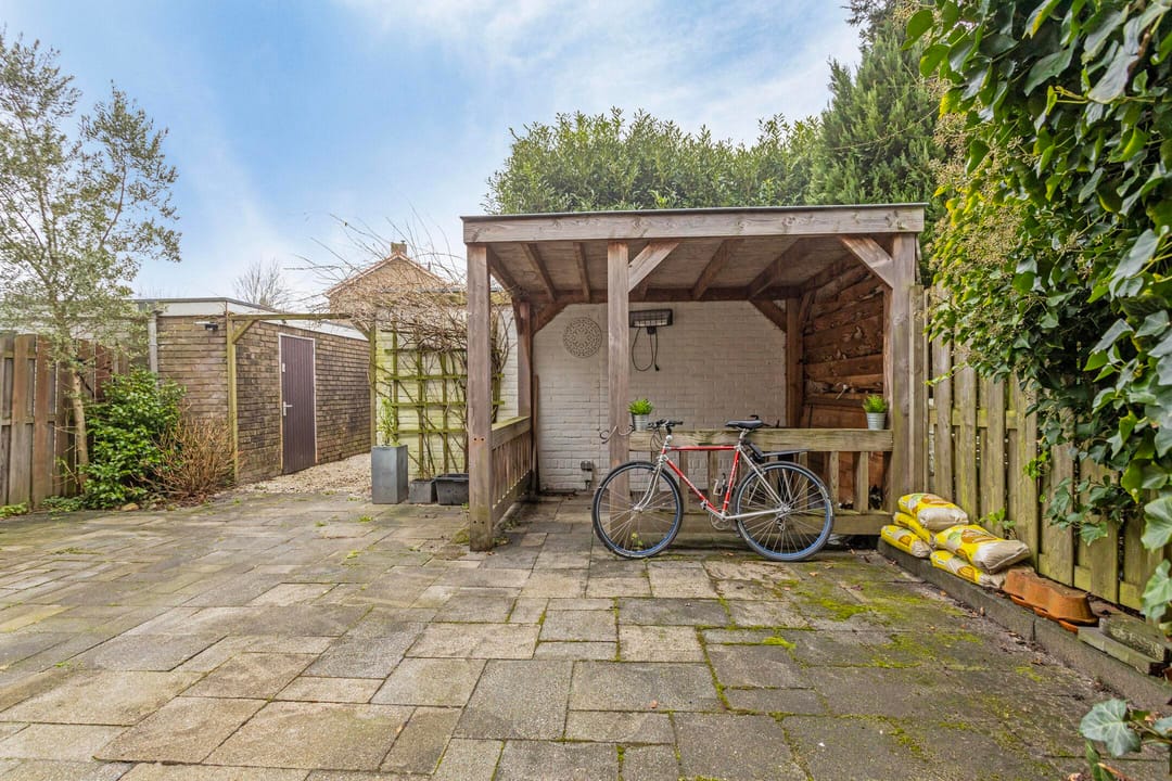 Foto 26 van Admiraal de Ruyterlaan 25